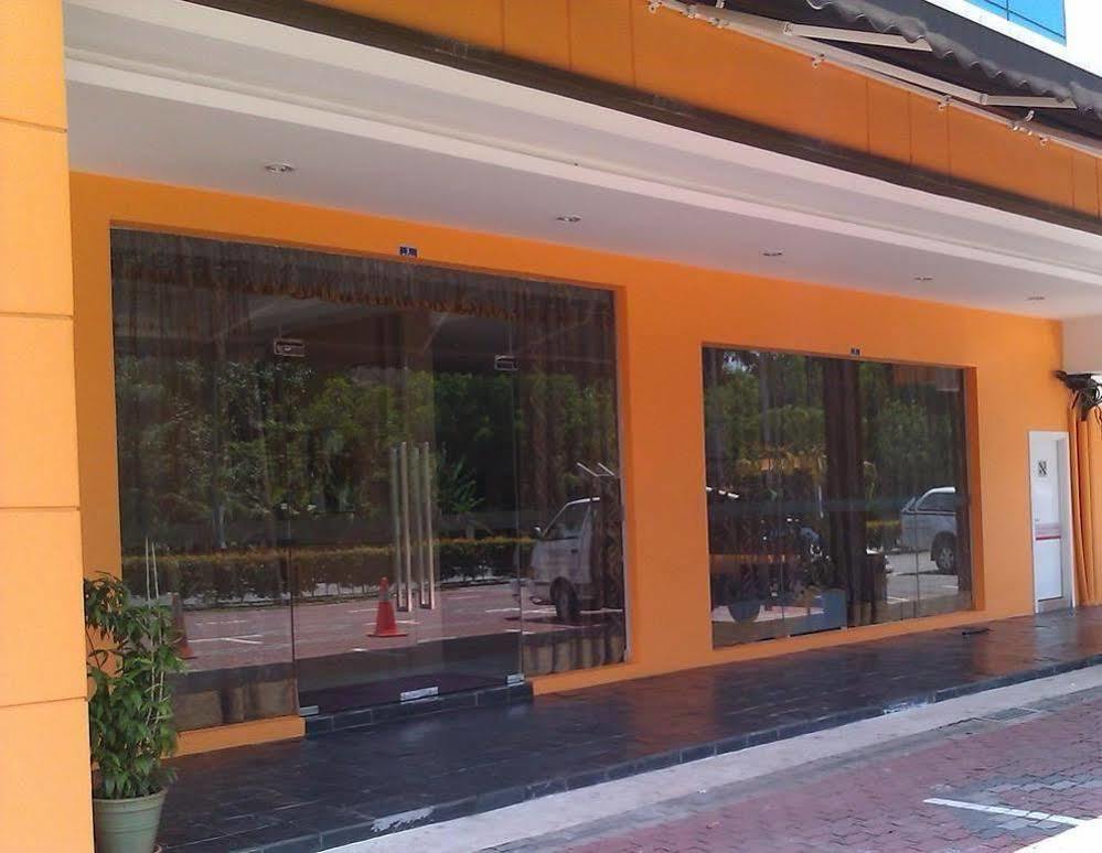 Nouvelle Hotel Johor Kulai Kültér fotó